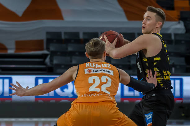 多魔术为N 多魔术为N