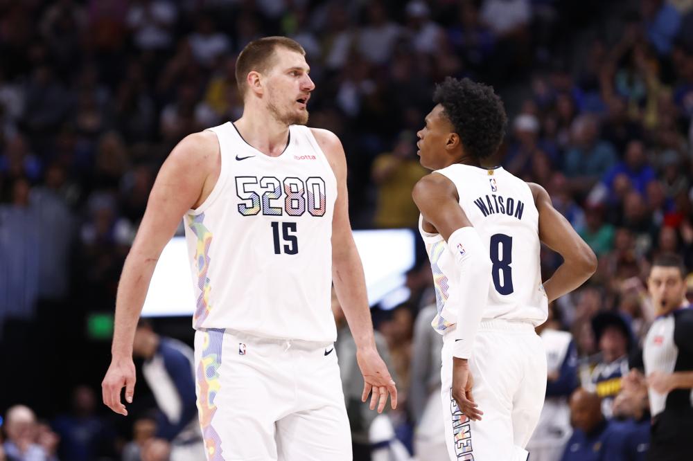 唯有不屈不 唯有不屈不